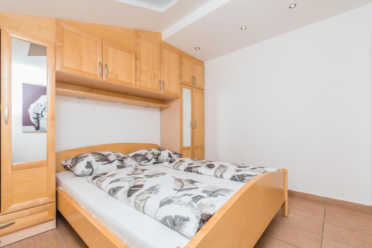 Villa Mara Crikvenica Luaran gambar