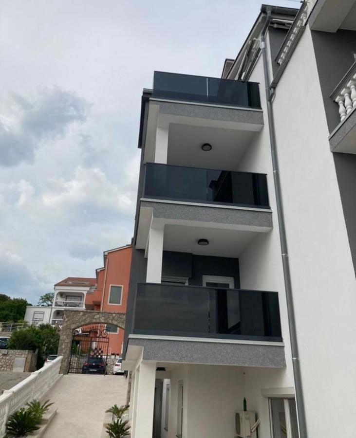 Villa Mara Crikvenica Luaran gambar