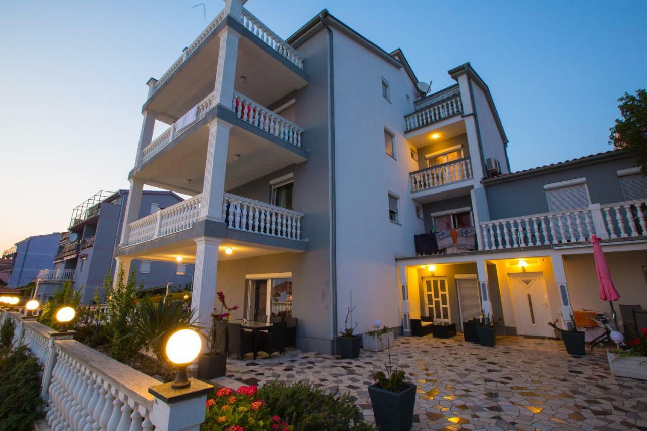 Villa Mara Crikvenica Luaran gambar