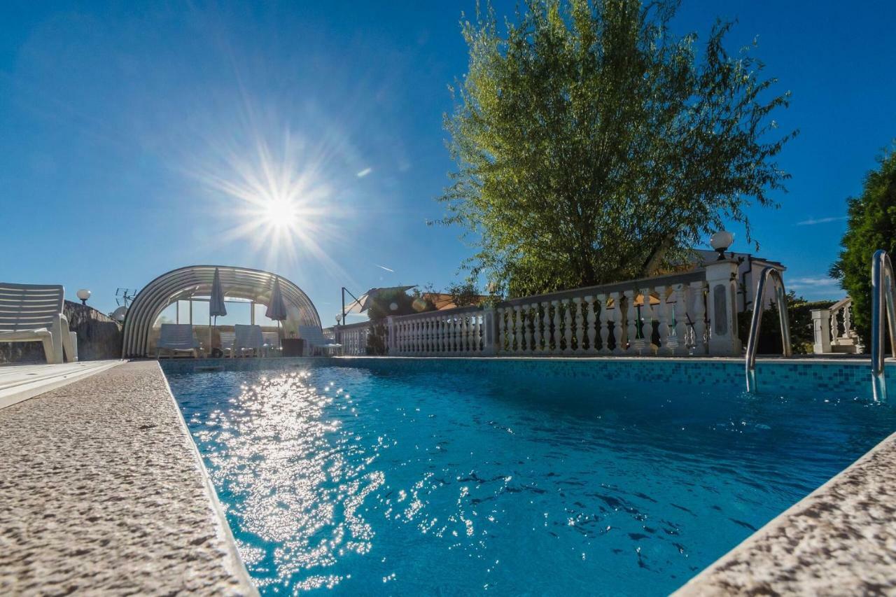 Villa Mara Crikvenica Luaran gambar